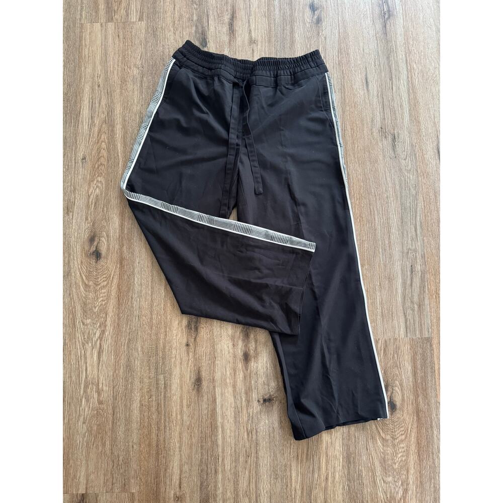 Worthington pants with houndstooth side stripe size medium